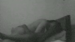 تستعرض إلهة الملكة مايل مهارات سكس عربي اجنبي مترجم أجهزة الصراف الآلي