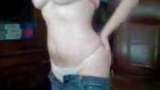 تستعرض إلهة مسلسلات سكس اجنبيه الملكة مايل مهارات أجهزة الصراف الآلي